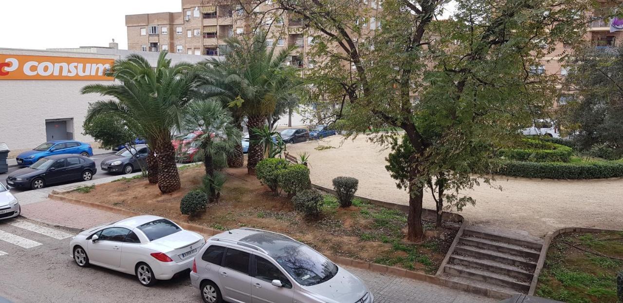 Habitacion Privada Cerca De Valencia En Vivienda Compartida Paterna Ngoại thất bức ảnh